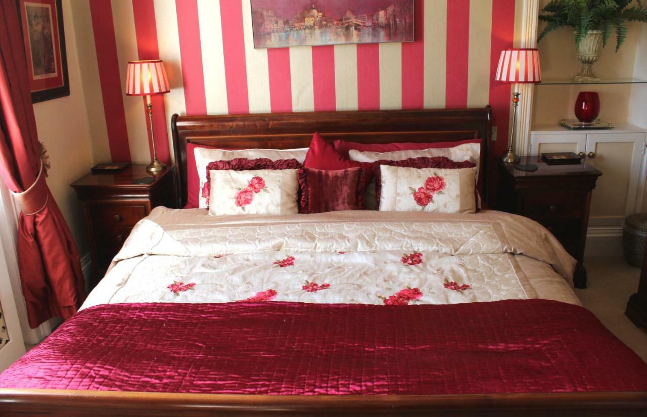 Holly House Bed And Breakfast And Apartments Hereford Exterior foto